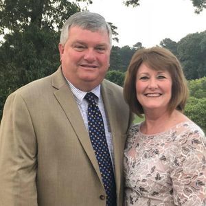 Meet your Posher, Linda rector